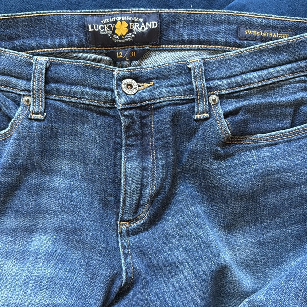Lucky Brand Women's Blue sweet straight Jeans - Picture 2 of 4